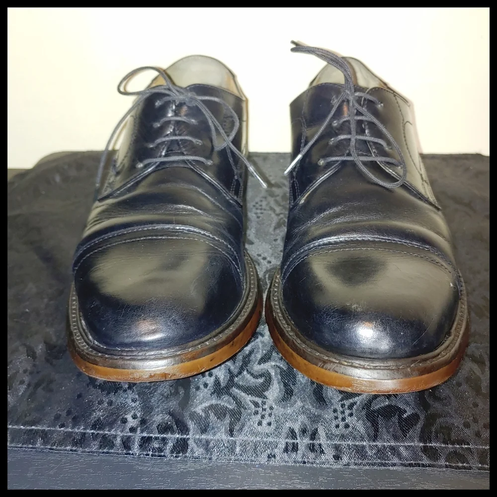 Johnston & Murphy Leather Cap Toe Dress Shoes - Picture 4 of 15